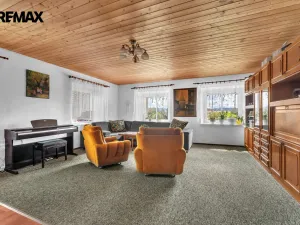Prodej rodinného domu, Šonov, 237 m2
