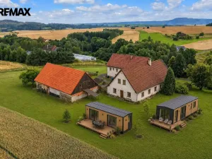 Prodej rodinného domu, Šonov, 237 m2