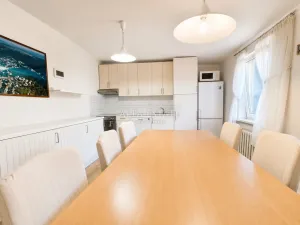 Prodej bytu 3+1, Karlovy Vary, Raisova, 110 m2