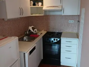 Pronájem bytu 2+kk, Praha - Dejvice, Evropská, 43 m2