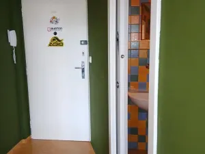 Pronájem bytu 2+kk, Praha - Dejvice, Evropská, 43 m2