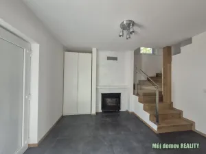 Pronájem rodinného domu, Praha - Klánovice, Smidarská, 120 m2