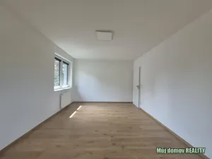Pronájem rodinného domu, Praha - Klánovice, Smidarská, 120 m2