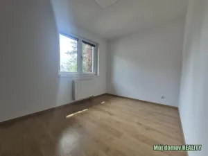 Pronájem rodinného domu, Praha - Klánovice, Smidarská, 120 m2