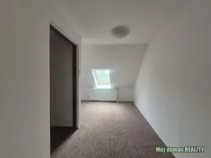 Pronájem bytu 4+kk, Praha - Horní Počernice, 103 m2