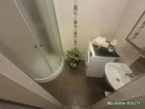 Pronájem bytu 2+kk, Praha - Karlín, 45 m2
