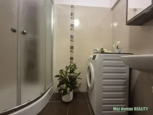 Pronájem bytu 2+kk, Praha - Karlín, 45 m2