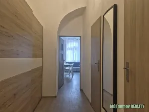 Pronájem bytu 2+kk, Praha - Karlín, 45 m2