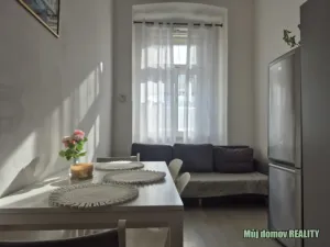 Pronájem bytu 2+kk, Praha - Karlín, 45 m2