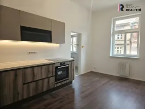 Pronájem bytu 1+1, Praha - Nové Město, Podskalská, 48 m2
