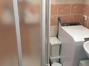 Pronájem bytu 2+kk, Praha - Krč, 44 m2