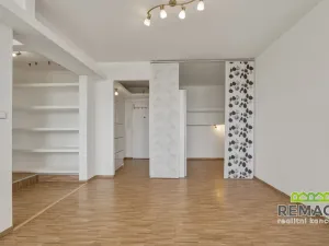 Pronájem bytu 1+kk, Zlín, Ševcovská, 33 m2