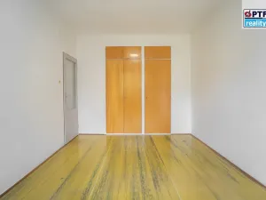 Pronájem bytu 3+1, Plzeň, Pod Vrchem, 75 m2