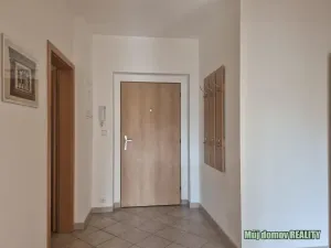 Pronájem bytu 2+kk, Praha - Kunratice, Merhoutova, 60 m2