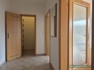 Pronájem bytu 2+kk, Praha - Kunratice, Merhoutova, 60 m2