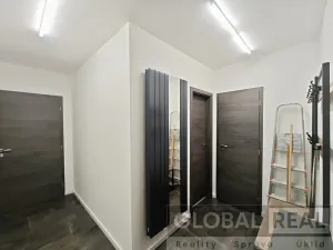 Pronájem bytu 2+1, Jihlava, Ladova, 61 m2