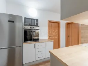 Pronájem bytu 2+1, Strakonice - Strakonice II, Družstevní, 43 m2