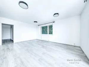 Pronájem bytu 2+kk, Praha - Řepy, Laudova, 60 m2