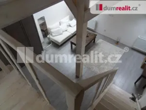 Pronájem bytu 1+1, Praha - Žižkov, Seifertova, 42 m2
