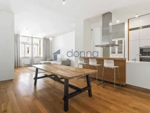 Pronájem bytu 3+kk, Praha, Laubova, 109 m2