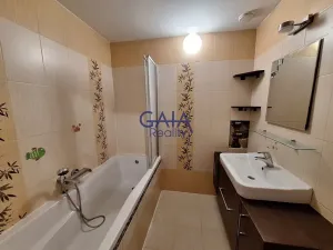 Prodej bytu 3+kk, Kostelec na Hané, Sídliště Sport, 76 m2