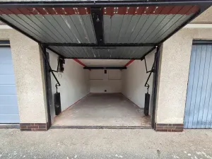 Pronájem garáže, Brno, Chalabalova, 18 m2