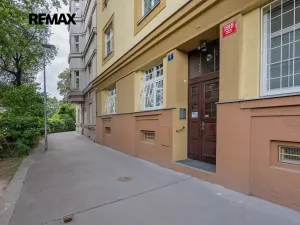 Pronájem bytu 4+kk, Praha - Smíchov, Pod tratí, 111 m2