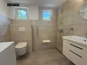 Prodej rodinného domu, Měchenice, Přístavní, 168 m2