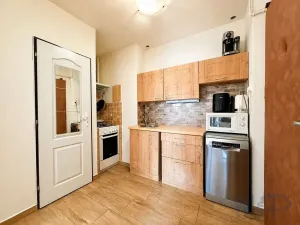 Prodej bytu 2+1, Praha - Libeň, Na žertvách, 46 m2