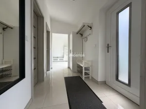 Pronájem rodinného domu, Praha - Letňany, Boletická, 42 m2
