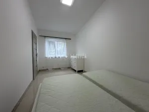 Pronájem rodinného domu, Praha - Letňany, Boletická, 42 m2