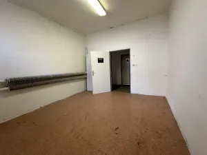Pronájem kanceláře, Beroun, 200 m2
