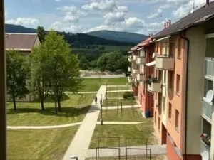 Prodej bytu 3+1, Horní Planá, Sídliště Míru, 78 m2