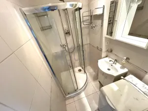 Pronájem bytu 2+kk, Praha - Černý Most, Kpt. Stránského, 44 m2