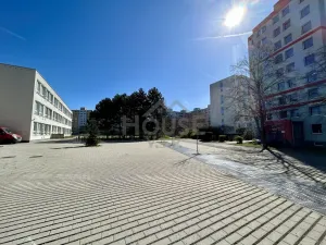 Pronájem bytu 2+kk, Praha - Černý Most, Kpt. Stránského, 44 m2