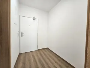 Pronájem bytu 1+kk, Praha - Vysočany, Gerstelova, 33 m2