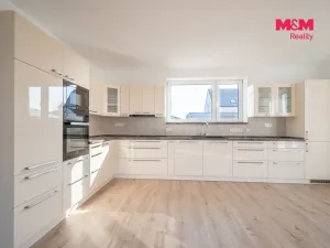 Pronájem rodinného domu, Poděbrady - Poděbrady V, Vrchlického, 199 m2