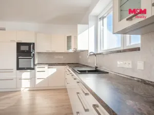 Pronájem rodinného domu, Poděbrady - Poděbrady V, Vrchlického, 199 m2