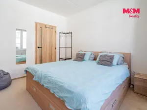 Prodej bytu 3+1, Hluboká nad Vltavou, Nerudova, 66 m2