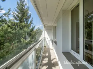 Pronájem bytu 1+kk, Praha - Krč, Hurbanova, 26 m2