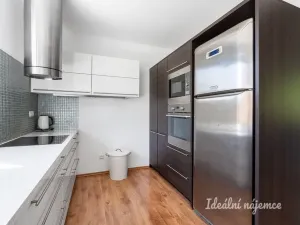 Pronájem rodinného domu, Horoušany, Na Svahu, 141 m2