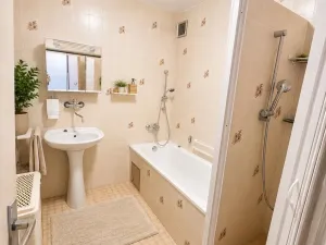 Pronájem rodinného domu, Hradec Králové, K Hvězdárně, 280 m2
