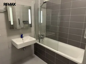 Prodej bytu 2+kk, Praha - Hlubočepy, Devonská, 59 m2