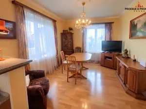 Prodej vily, Praha - Suchdol, 243 m2