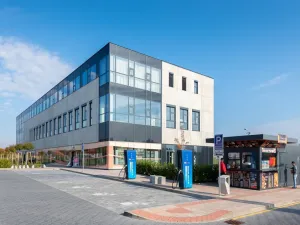 Pronájem bytu 2+kk, Praha - Čakovice, Schoellerova, 63 m2