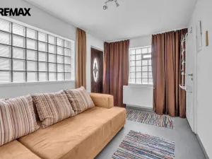 Pronájem bytu 3+1, Chlumec nad Cidlinou - Chlumec nad Cidlinou IV, Smetanova, 98 m2