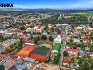 Pronájem bytu 3+1, Chlumec nad Cidlinou - Chlumec nad Cidlinou IV, Smetanova, 98 m2