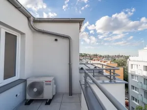 Pronájem bytu 2+kk, Praha - Břevnov, Pod Drinopolem, 30 m2