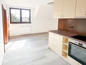Pronájem bytu 2+kk, Praha - Strašnice, Konojedská, 44 m2