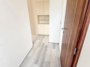 Pronájem bytu 2+kk, Praha - Strašnice, Konojedská, 44 m2